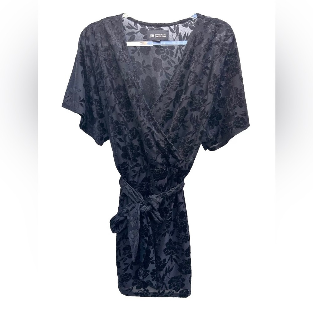 H&M WOMENS Velvet Burnout Dress Sz 2 Black Mini Whimsigoth Fairygrunge Y2k